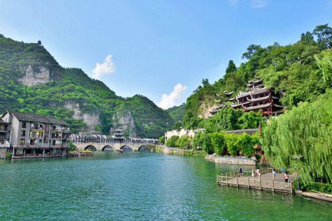 【貴州旅游純玩8天7晚跟團游】梵凈山+黃果樹+荔波大小七孔+馬嶺河峽谷+萬峰林+西江千戶苗寨+鎮遠古鎮