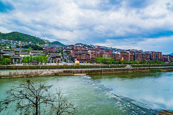 貴州旅游_貴州茅臺純玩一日游“紅色之旅·醬香文化”_貴州旅行社貴陽旅游團經典線路